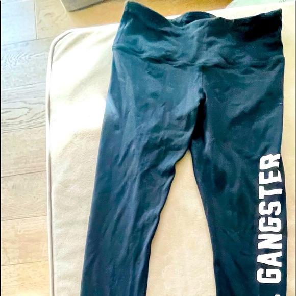 Spiritual Gangster Black leggings. Inside pocket. - Picture 3 of 13